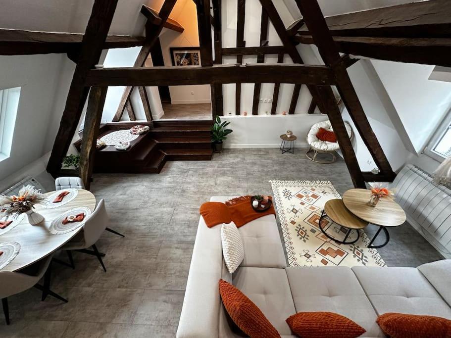 Charme, Poutres Et Elegance Apartman Chartres Kültér fotó